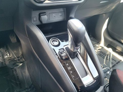 New 2025 Nissan Versa SR w/ Trunk Package FWD image 14