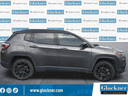 Used 2023 Jeep Compass Latitude w/ Sun and Sound Group AWD/4WD image 11