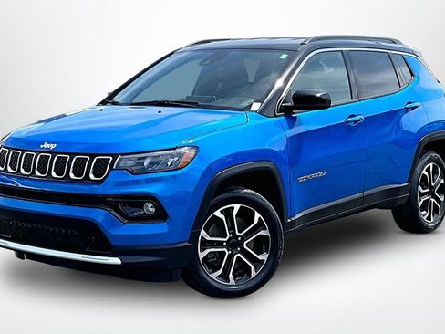 Used 2023 Jeep Compass Limited AWD/4WD image 3