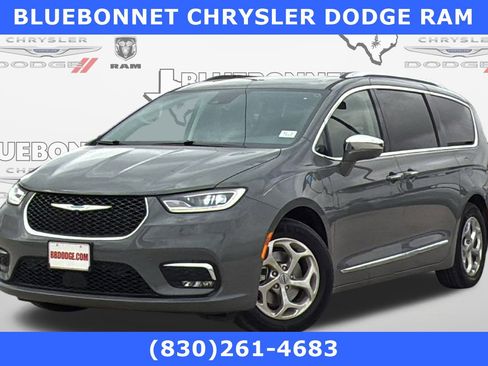 Certified 2021 Chrysler Pacifica Limited w/ Uconnect Theater Family Group image 1