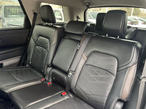 Certified 2024 Nissan Pathfinder Platinum w/ Cargo Package image 31