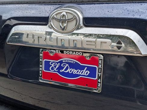 Used 2018 Toyota 4Runner Limited AWD/4WD image 33