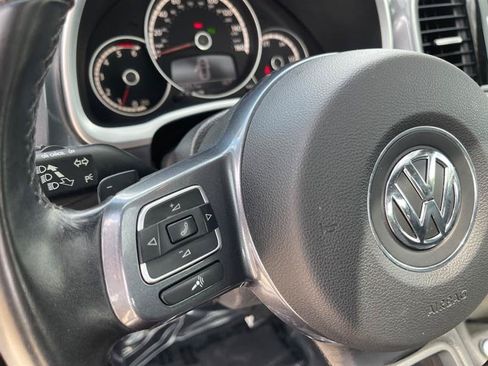 Used 2013 Volkswagen Beetle TDI FWD image 13