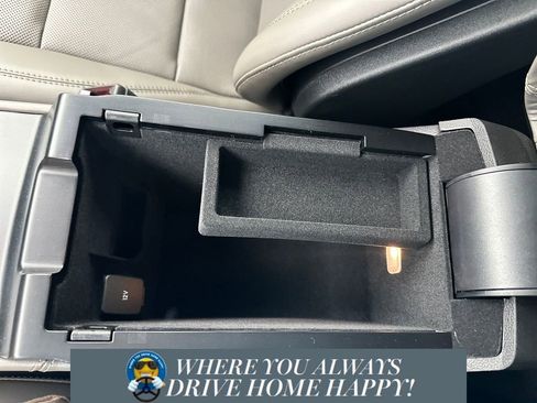 New 2025 Lincoln Corsair Reserve image 17