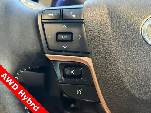 Used 2024 Toyota Crown Platinum w/ Carpet Mat Package (TMS) image 17