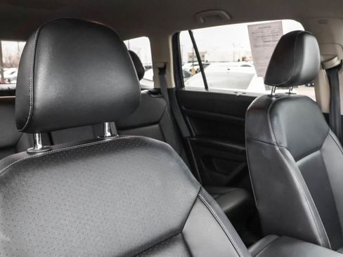 Used 2018 Volkswagen Atlas SE image 36