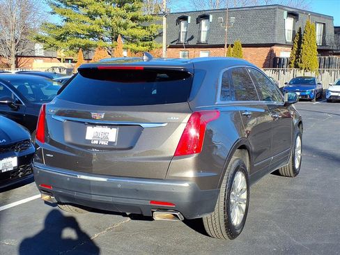 Used 2019 Cadillac XT5 Luxury image 2