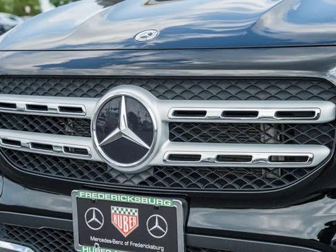 Certified 2023 Mercedes-Benz GLB 250 4MATIC image 11