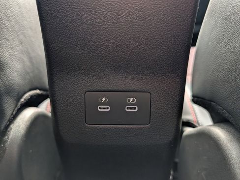 New 2026 Nissan Kicks SR w/ SR Premium Package AWD/4WD image 13