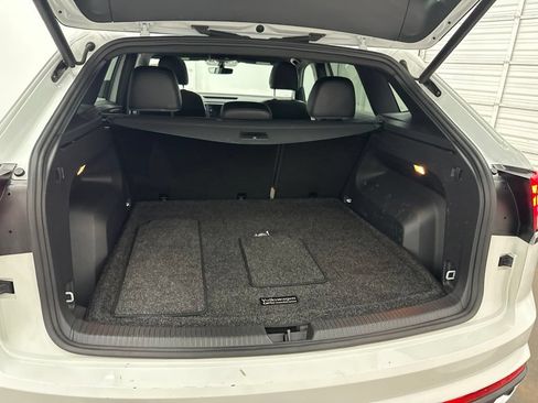 Used 2021 Volkswagen Atlas Cross Sport SE w/ Panoramic Sunroof Package AWD/4WD image 26