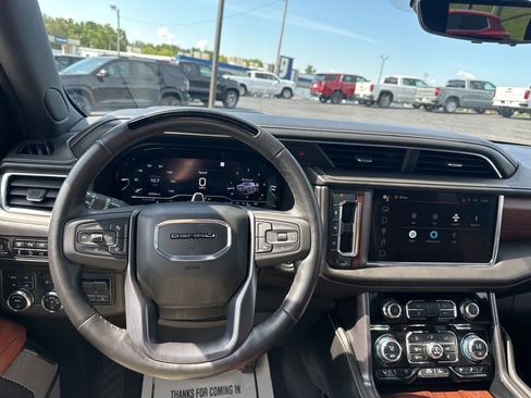 Certified 2023 GMC Yukon XL Denali Ultimate image 23