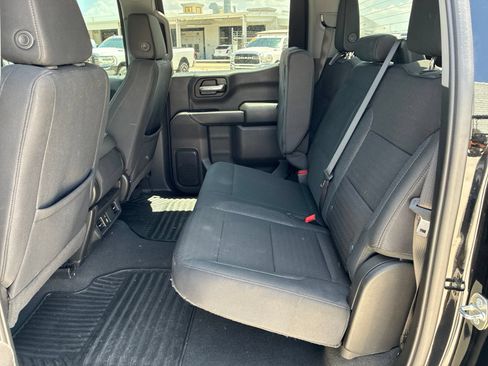 Used 2024 Chevrolet Silverado 1500 Custom RWD image 10