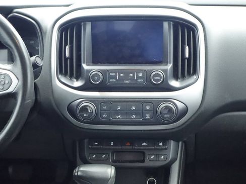 Used 2016 Chevrolet Colorado LT w/ Luxury Package, Chrome AWD/4WD image 18