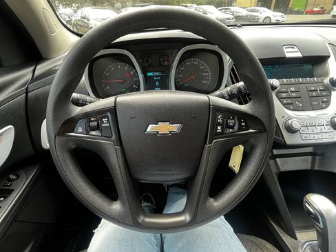 Used 2013 Chevrolet Equinox LS AWD/4WD image 17