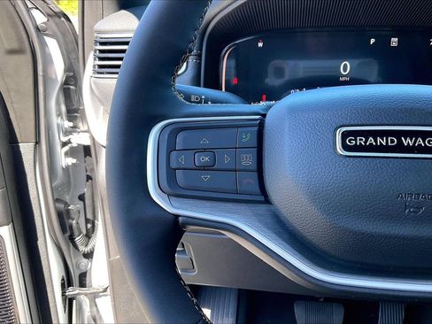 New 2026 Jeep Grand Wagoneer 4WD image 31