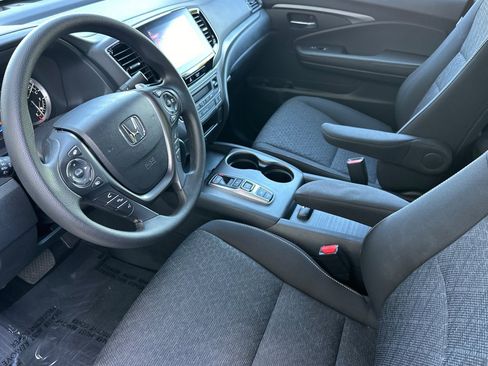 Used 2023 Honda Ridgeline Sport image 4