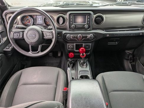 Used 2018 Jeep Wrangler Unlimited Sport image 14