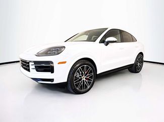 Used 2024 Porsche Cayenne S video 1