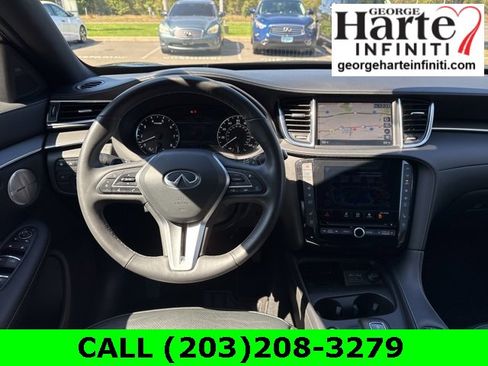 Certified 2024 INFINITI QX55 Essential image 16