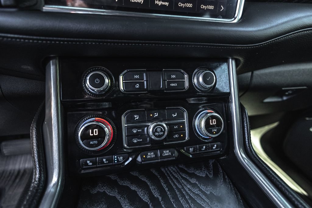 Used 2024 GMC Yukon Denali w/ Max Trailering Package AWD/4WD image 17