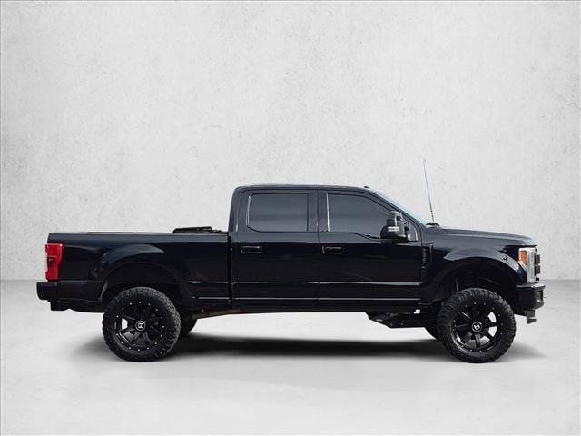 Used 2017 Ford F350 Platinum w/ Platinum Ultimate Package AWD/4WD image 4