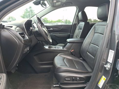 Used 2018 Chevrolet Equinox Premier FWD image 14