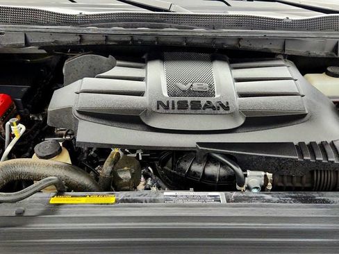 Used 2024 Nissan Titan PRO-4X w/ Off Road Protection Package AWD/4WD image 26