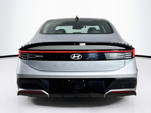 Used 2024 Hyundai Sonata Limited FWD image 32