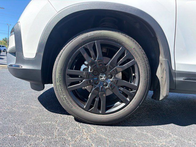Used 2021 Honda Pilot Black Edition image 13