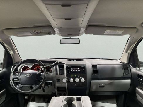 Used 2011 Toyota Tundra 4x4 CrewMax w/ Tow Pkg image 22