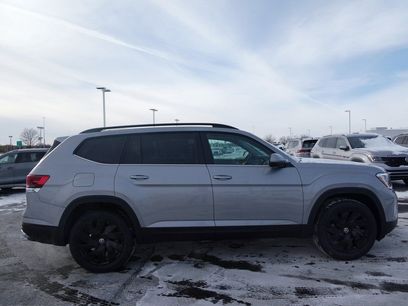 New 2026 Volkswagen Atlas SE
