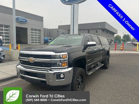 Used 2015 Chevrolet Silverado 2500 LTZ w/ LTZ Plus Package AWD/4WD image 4