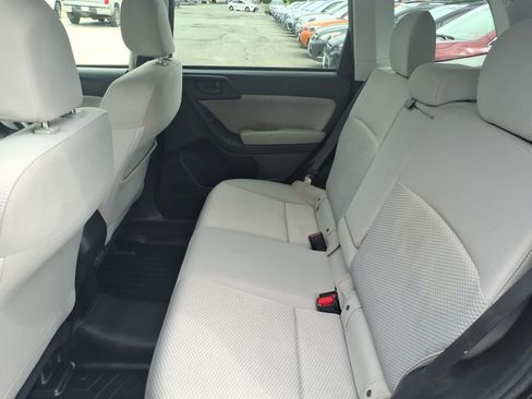 Used 2018 Subaru Forester 2.5i Premium AWD/4WD image 8