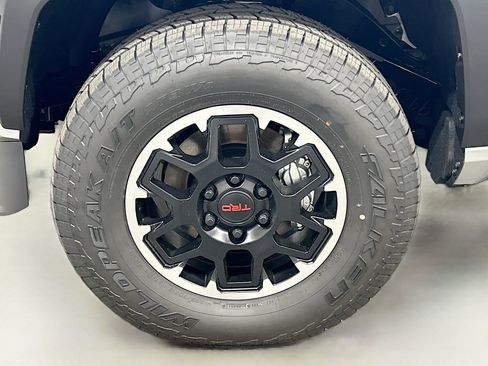 New 2026 Toyota Tacoma TRD Off-Road AWD/4WD image 26