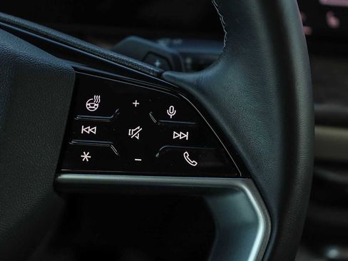 Used 2025 Audi Q5 Premium w/ Convenience Package image 19