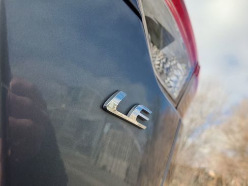 Used 2022 Toyota Corolla LE image 17