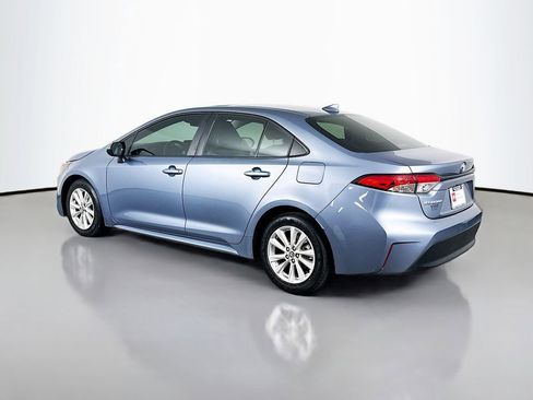 Used 2023 Toyota Corolla LE w/ LE Premium Package image 7