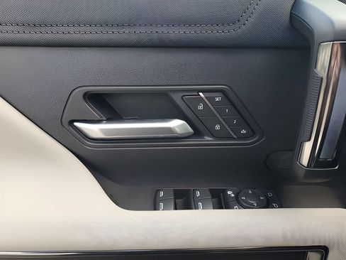 New 2026 GMC Hummer EV SUV AWD/4WD image 31