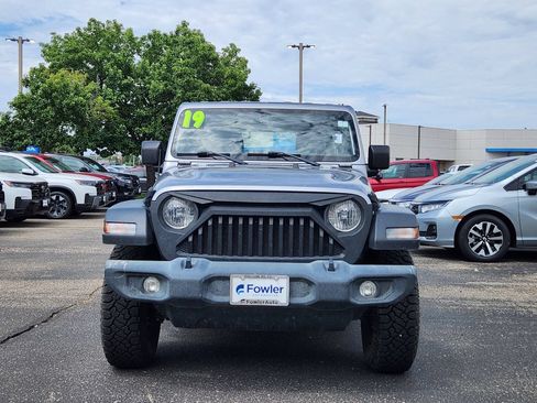 Used 2019 Jeep Wrangler Unlimited Sport AWD/4WD image 3
