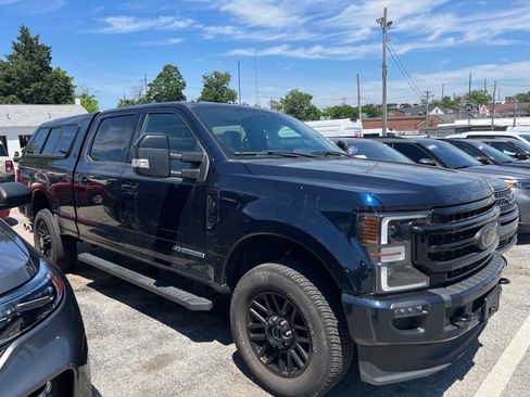 Used 2022 Ford F250 Lariat AWD/4WD image 3