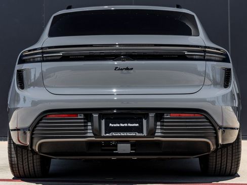 New 2025 Porsche Macan Turbo Electric image 10