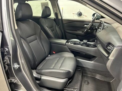 Used 2023 Nissan Rogue SV w/ SV Premium B Package AWD/4WD image 12