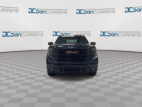 Used 2025 GMC Sierra 1500 Elevation w/ Preferred Package AWD/4WD image 3