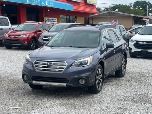Used 2016 Subaru Outback 3.6R Limited AWD/4WD image 3