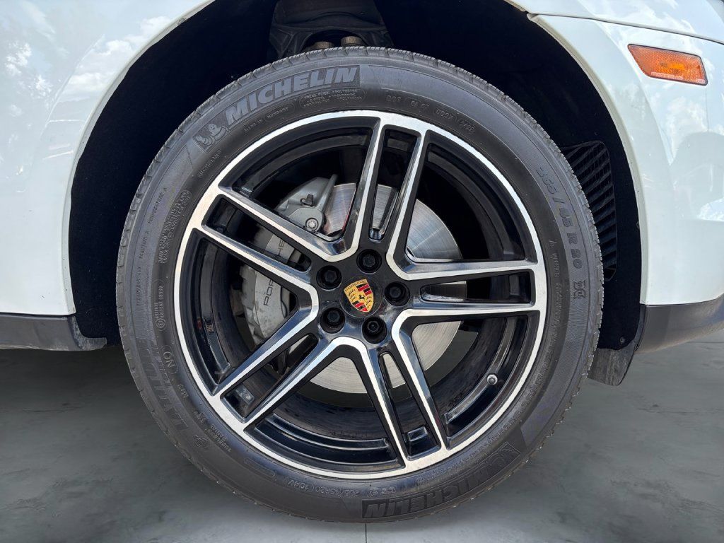 Used 2020 Porsche Macan S AWD/4WD image 14