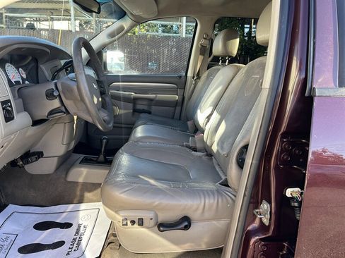 Used 2004 Dodge Ram 3500 Truck SLT w/ Trailer Tow Group image 9