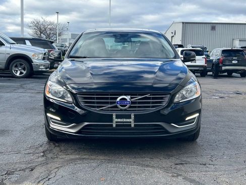 Used 2015 Volvo S60 T5 Premier image 2