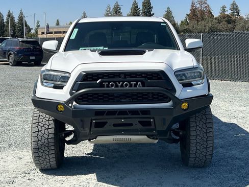 Used 2020 Toyota Tacoma TRD Pro AWD/4WD image 11