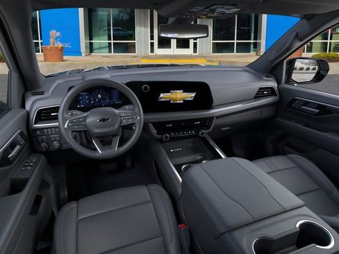 New 2026 Chevrolet Suburban RST AWD/4WD image 15