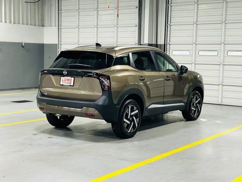 New 2026 Nissan Kicks SV FWD image 16